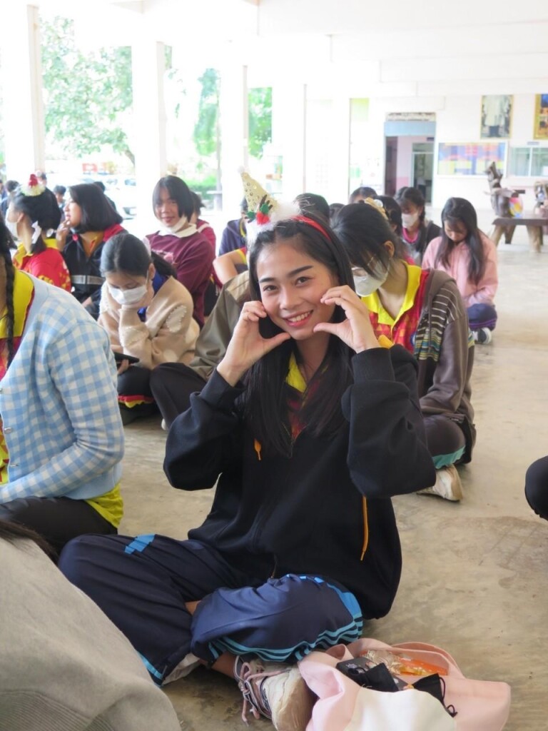 LINE_ALBUM_กิจกรรมวันคริสต์มาส2_๒๒๑๒๒๗_136